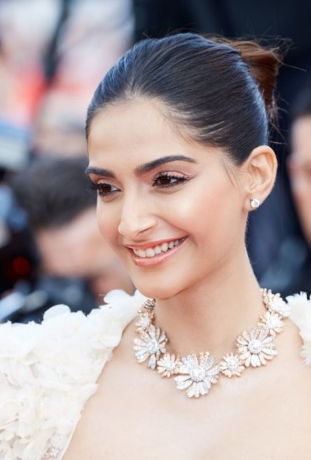 سونام كابور