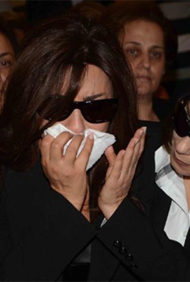 نجوى كرم حزينة