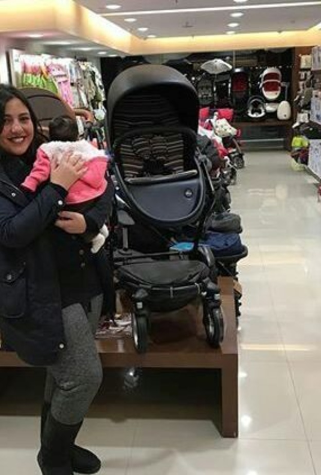 مي كساب وابنتها