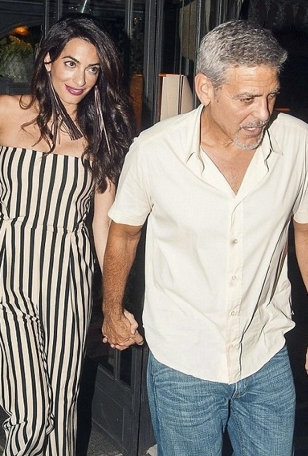 أحدث إطلالات أمل كلوني بعد الولادة