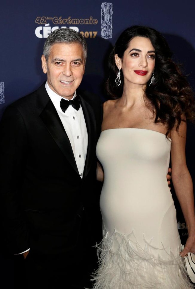 بطن امل كلوني في الأيام الأخيرة