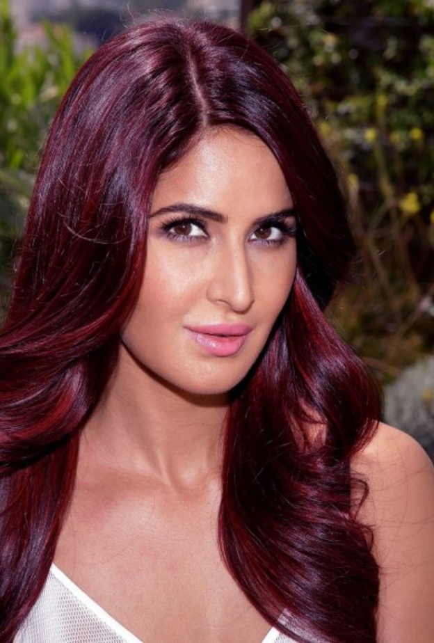 كاترينا كيف ترد على شائعات فسخ تعاقدها مع الوكالة التي تدير أعمالها