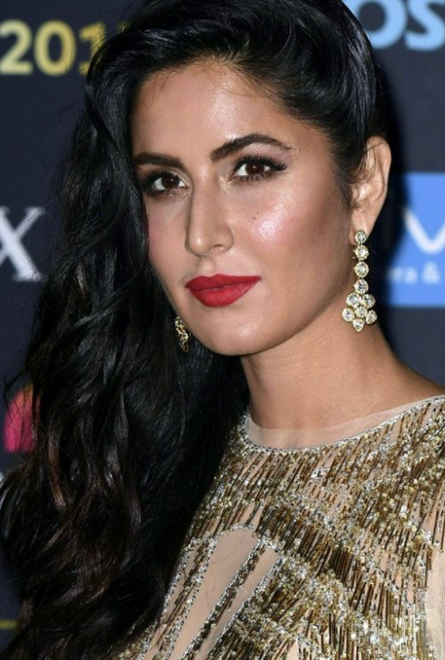 كاترينا كيف تطالب بالانضمام إلى Game Of Thrones