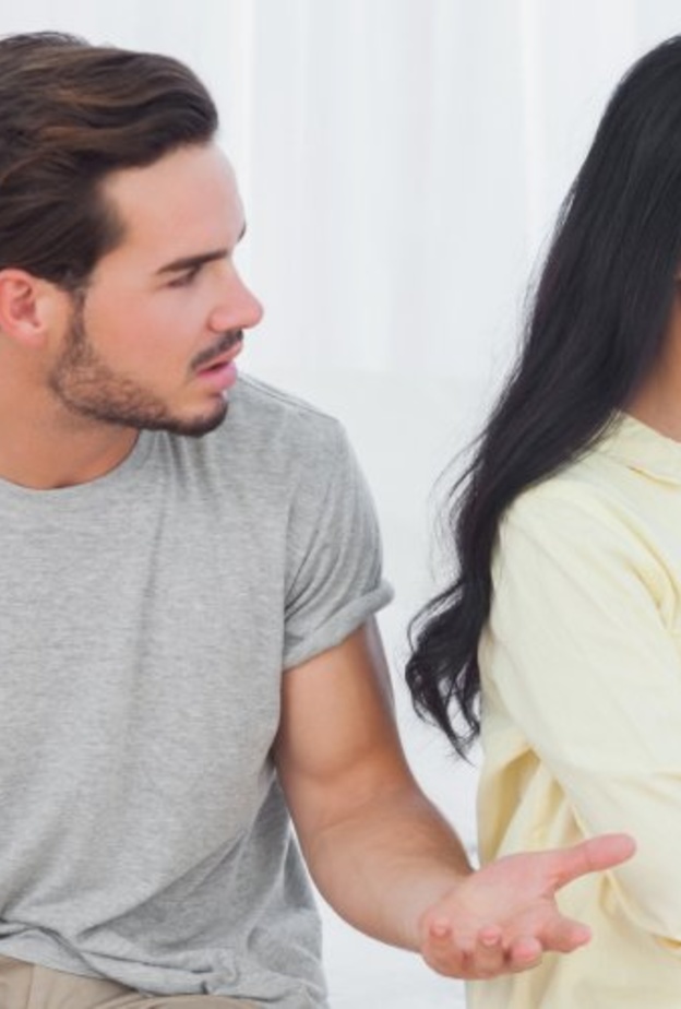 يجب حل المشاكل الزوجية بهدوء لا بالصراخ والعصبية