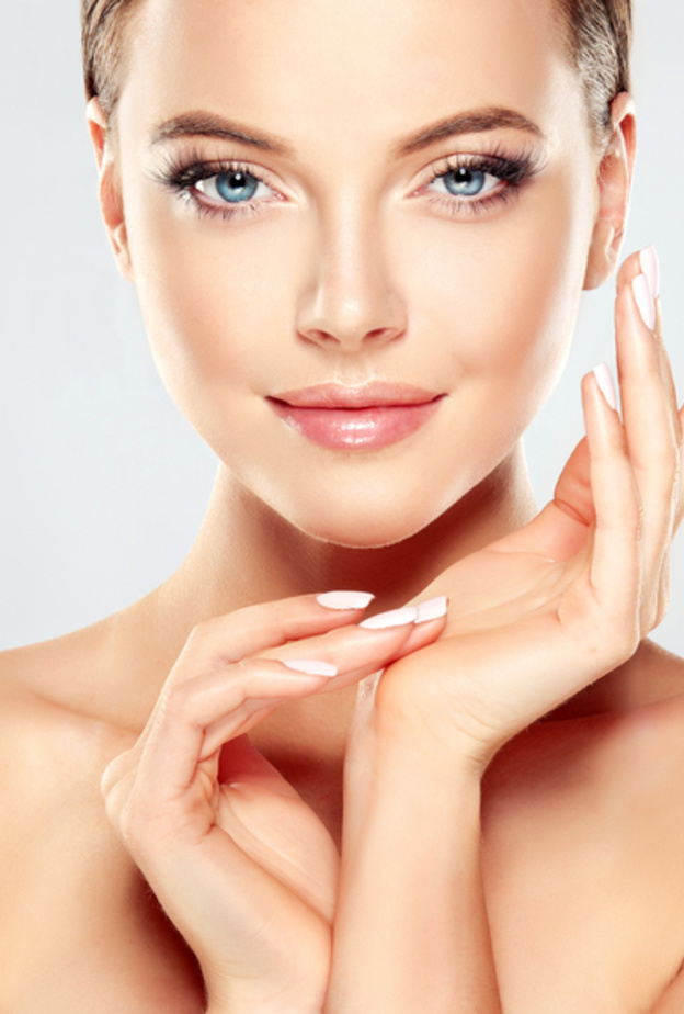 سنقدم لك عدة ماسكات لتزيدي من نضارة بشرتك.