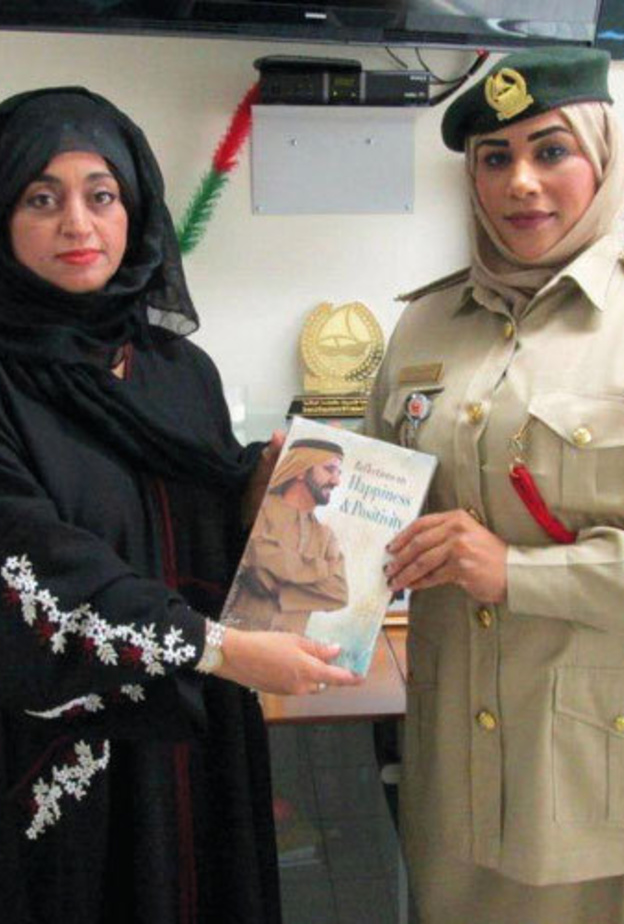 "دبي للثقافة" تُثري مكتبة المؤسسات الإصلاحية بشرطة دبي