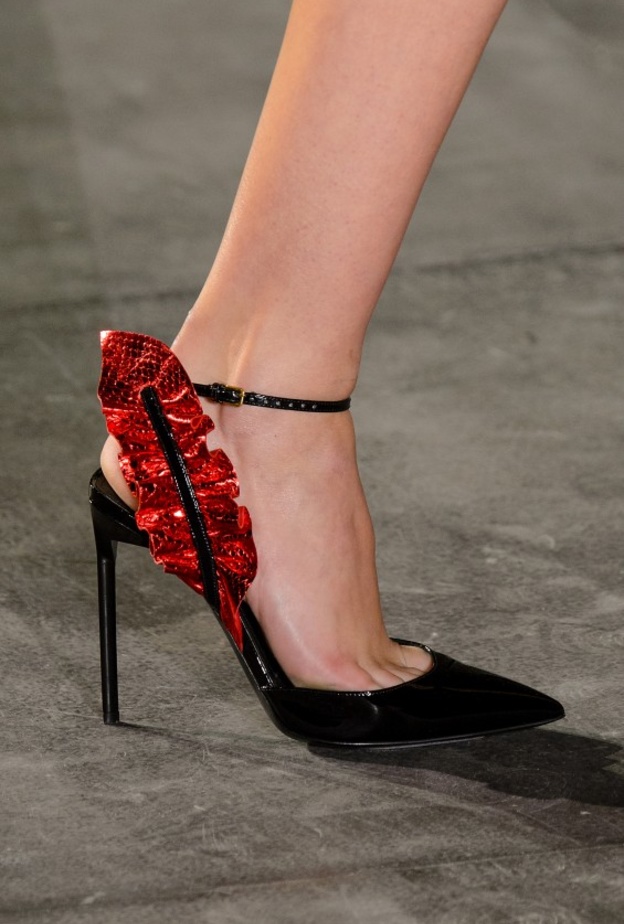 من أجمل الصّنادل هذا الموسم من trussardi