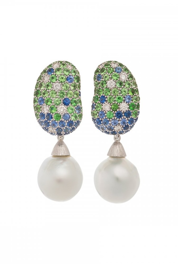 أسوارة فان كليف آند أربلز مرصعة بالماس واللؤلؤ والزمرد الأخضر