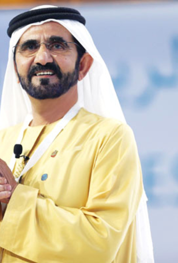 الشيخ محمد بن راشد يكتب قصيدة في يوم الحب