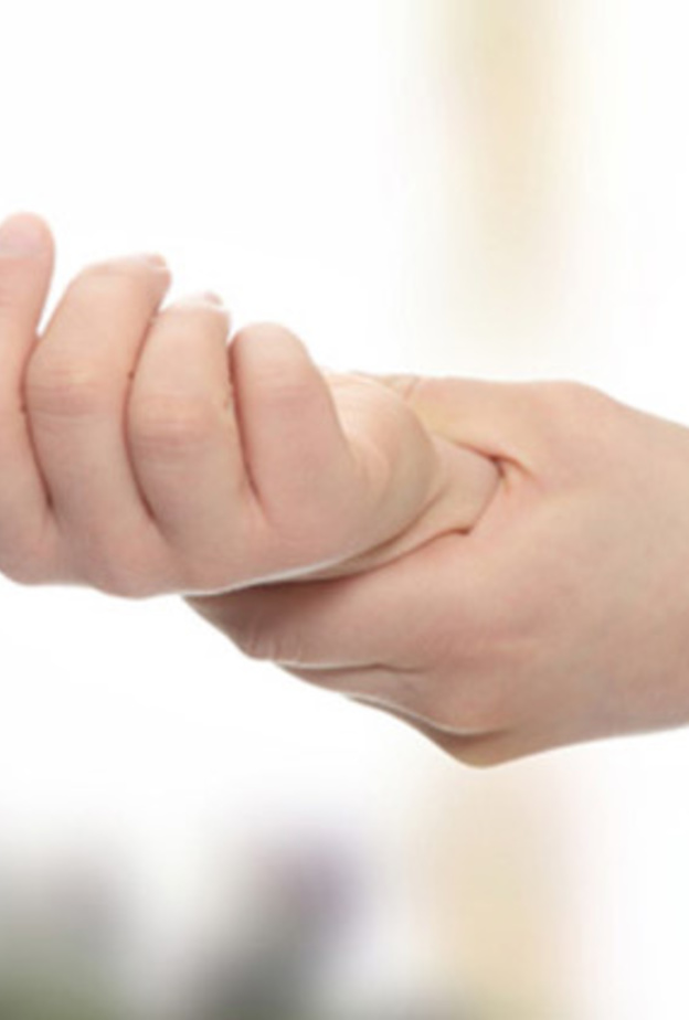 تيبس العضلات من أعراض مرض ويلسون