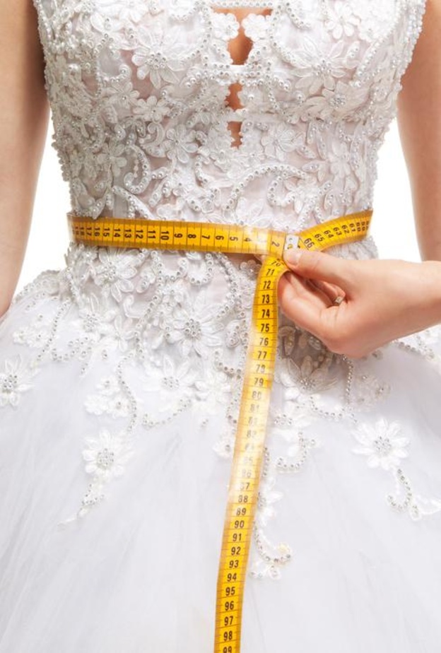 جسم مشدود وممشوق للعروس