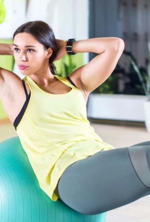 لمعدة مشدودة و جذابة في فصل الصيف كثفي من التمارين الرياضية