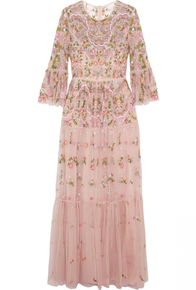 فستان من تمبرلي لندن مطرز