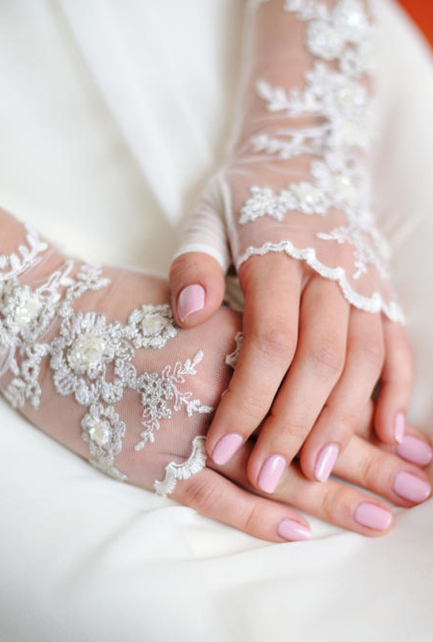 قفازات مكشوفة الاصابع