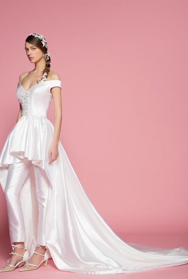 تألقي بفساتين زفاف من مصممين لبنانيين