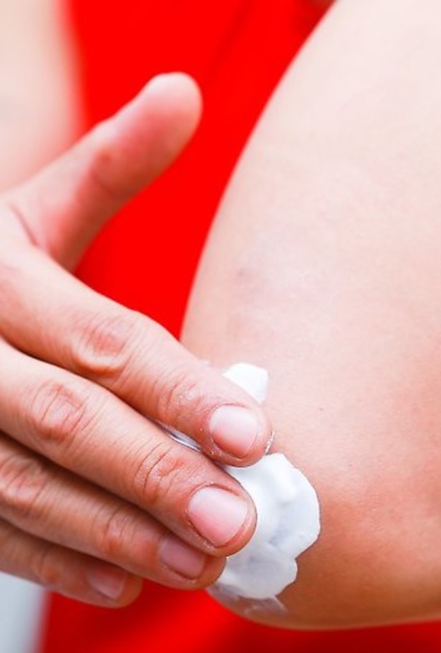 وصفات الفعالة لتبييض الاكواع