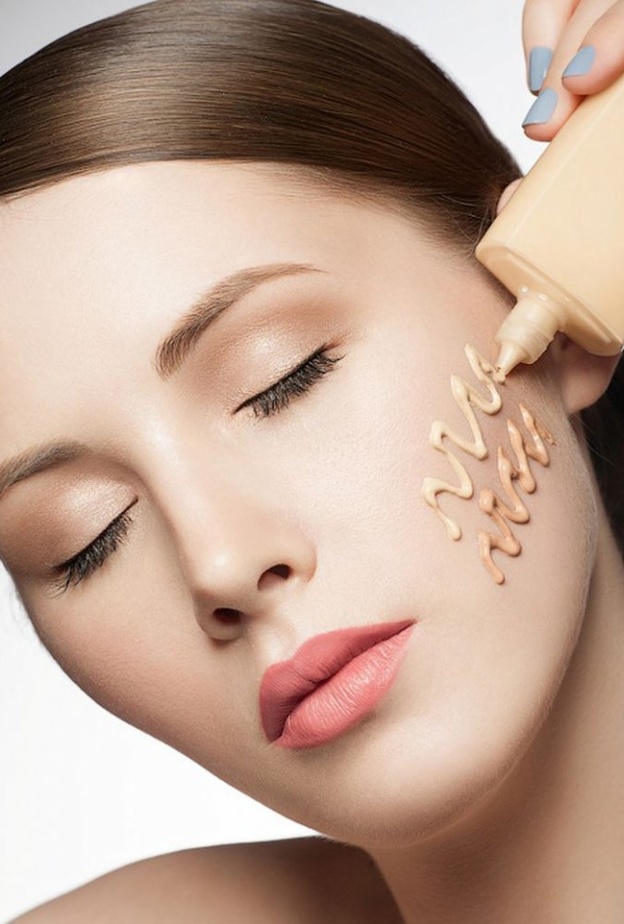 الماسكرا تزيد كثافة رموشك وجمالهن