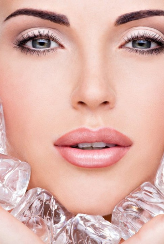 مكعبات الثلج تمنع تهيج البشرة بعد إزالة الشعر