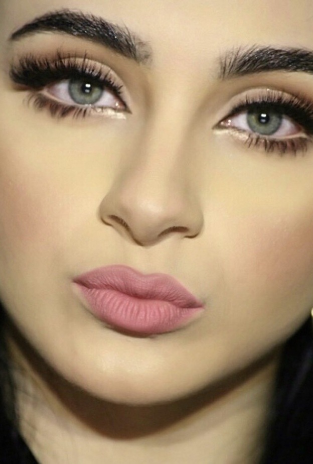 من مكياج ليان ناصر 