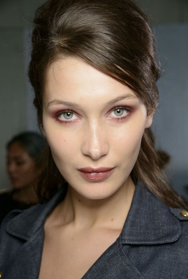 أجمل ألوان ظلال عصرية هذا الصيف