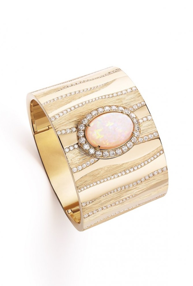 ساعة بياجيه 