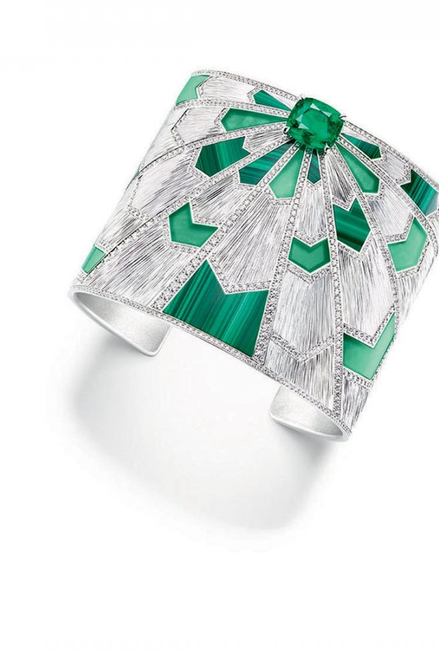 اسوارة ذهب ابيض والماس من بياجيه 