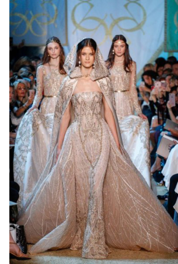 فستان من تصميم زهير مراد.