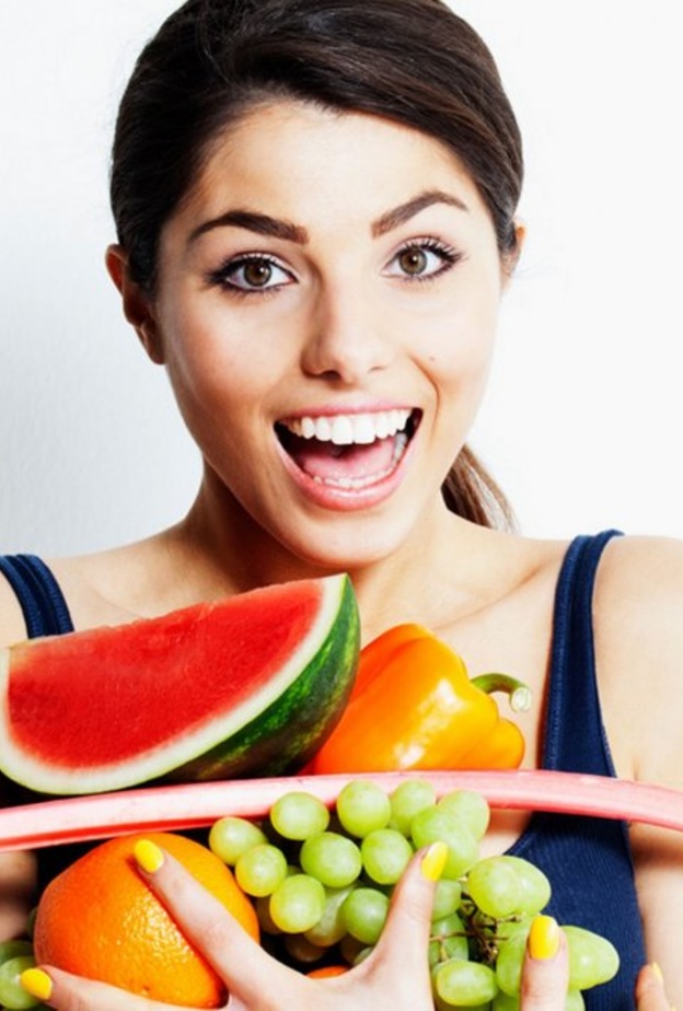 اكثري من تناول الفاكهة والخضار بدلا من الخبز والدهون