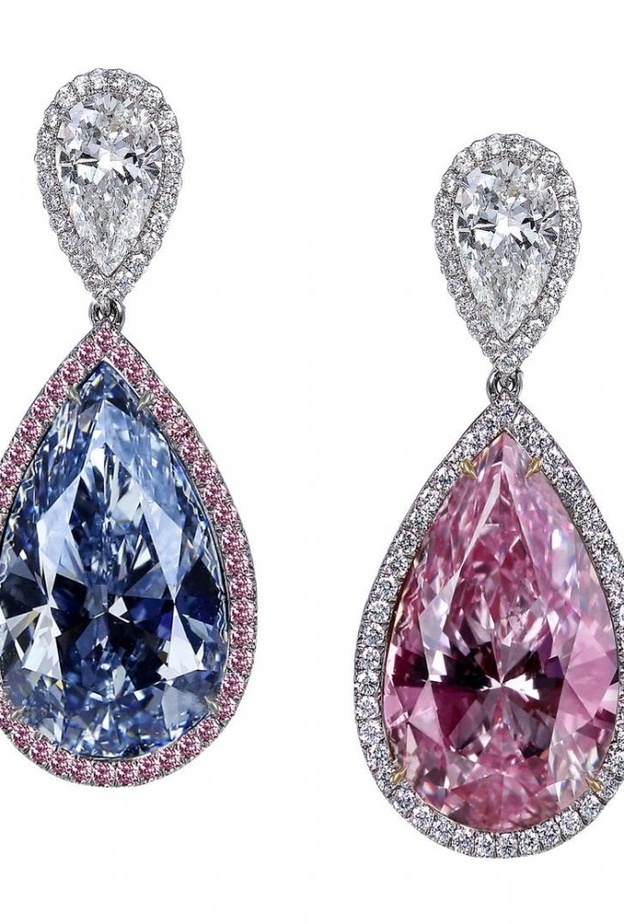 أقراط من جاكوب أند كو