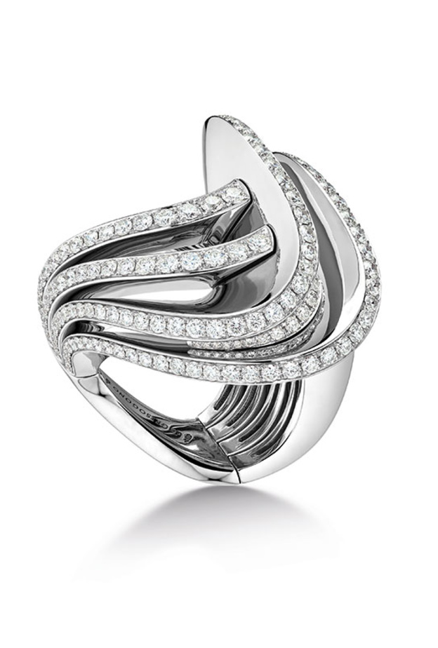 خاتم من لويس فويتون