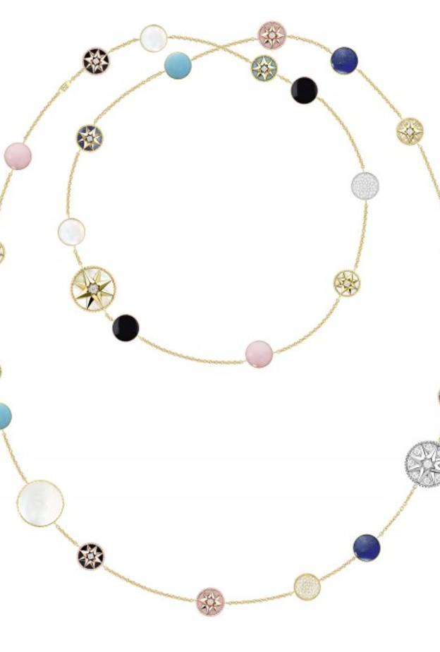 قلادة من ديور