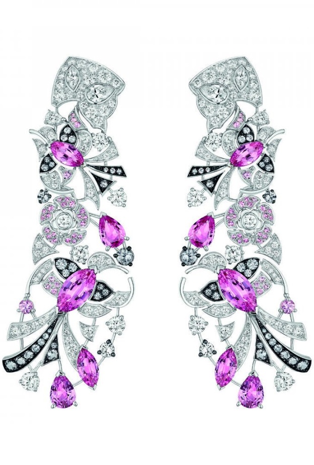 أٌقراط من شانيل