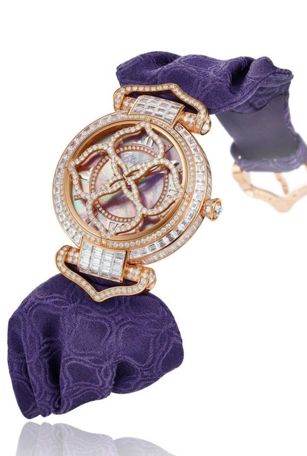 ساعة من شوميه