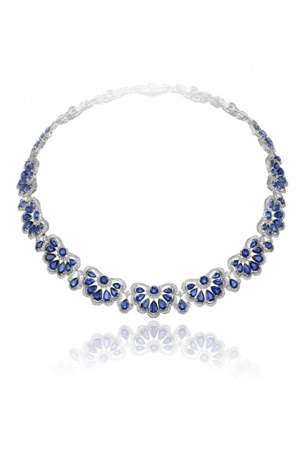 قلادة من شوبارد