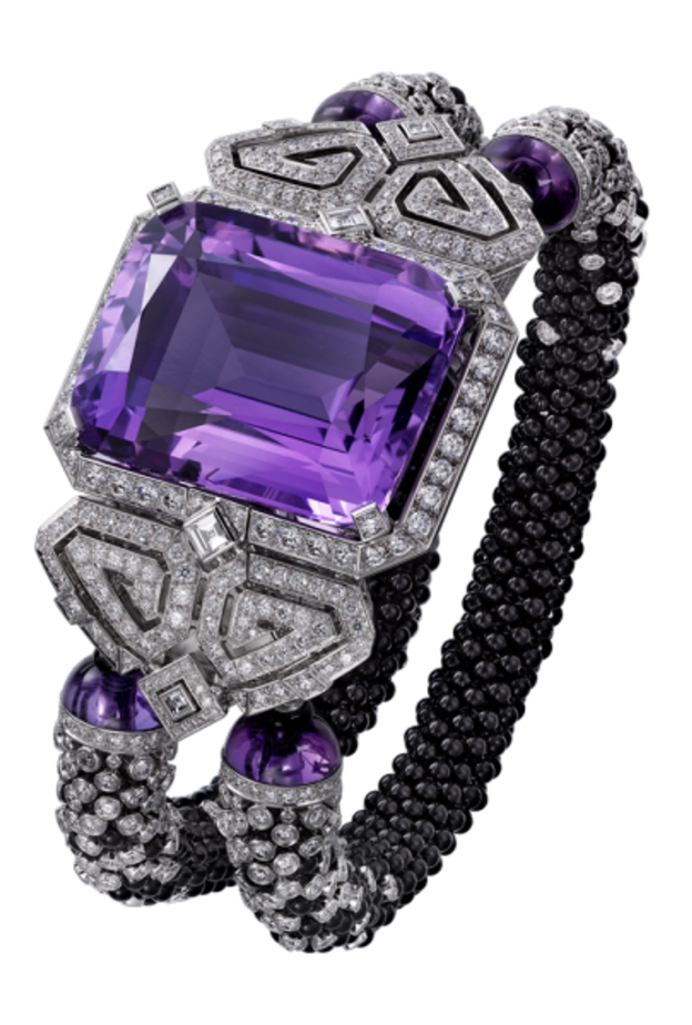 ساعة من أحجار الجمشت من بولغاري