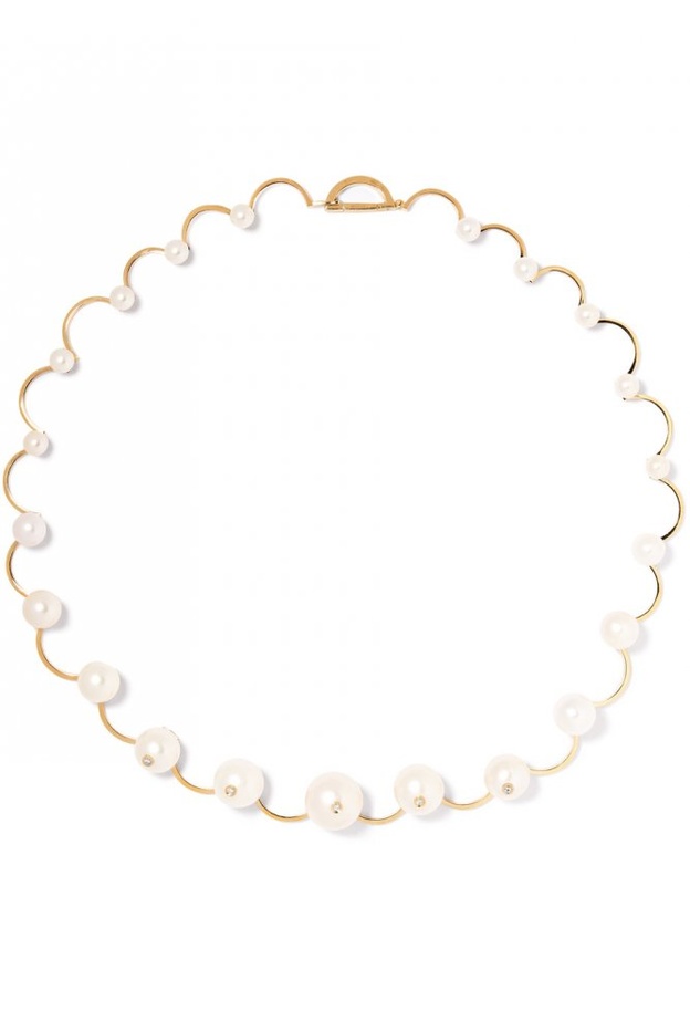 عقد من Diane Kordas