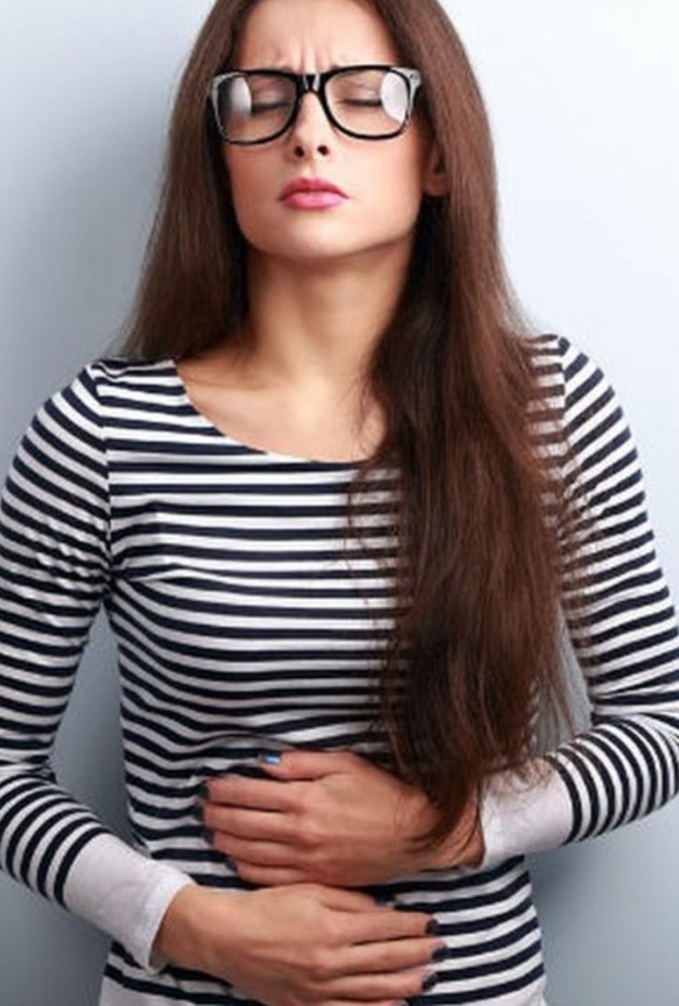 ينصح دائما من التقليل من القهوة والشاي في رمضان لمرضى القولون