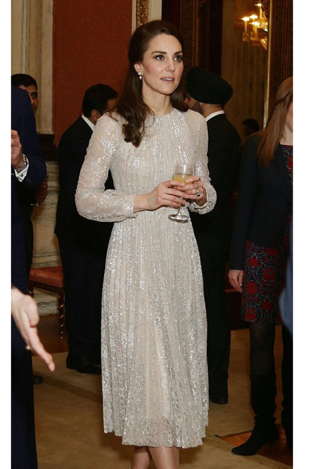 كيت ميدلتون ترتدي موضة 2017 مع الفستان البراق بتوقيع دار Erdem Rhon