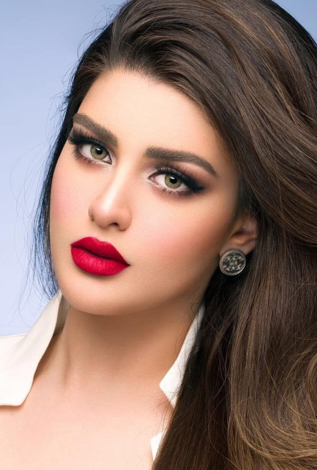 مكياج ناعم في عيد الاضحى بأسلوب مايا أحمد