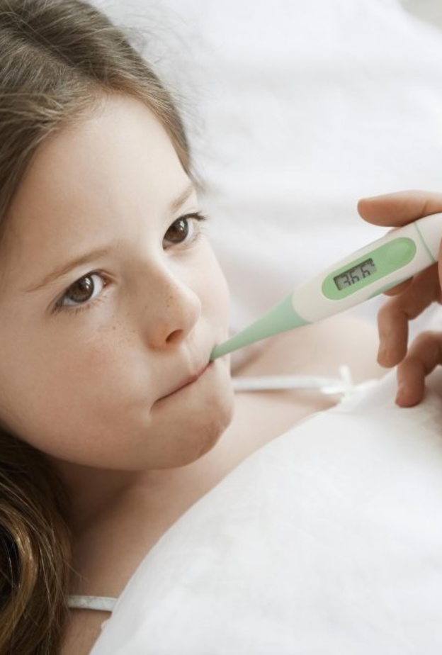 يجب مراقبة حرارة الطفل للمحافظة على صحته