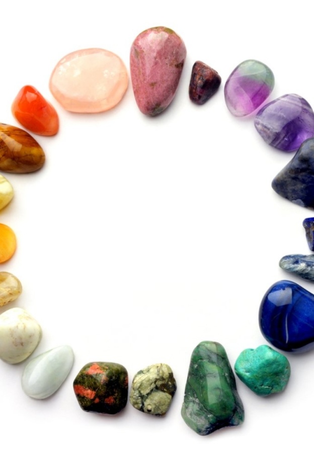 اختاري هدية صديقتك من الاحجار الكريمة المناسب لها حسب برجها