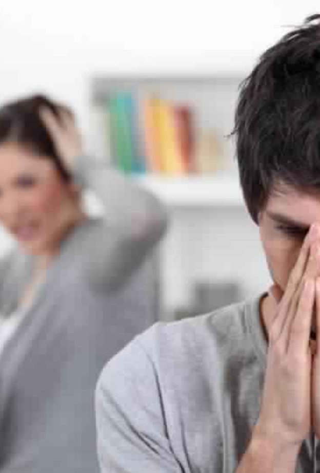 تجنبي هذه التصرفات لتحافظي على احترام زوجك