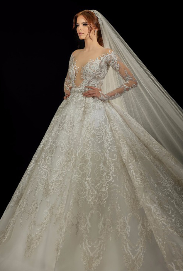 فستان زفاف من مجموعة ابولو فاشن 2017 بتطريزات ملفتة و راقية