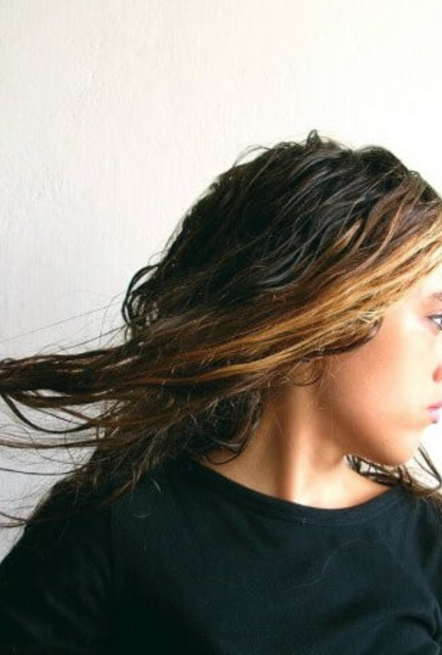 نساء و رجال في عصابة لصوص الشعر