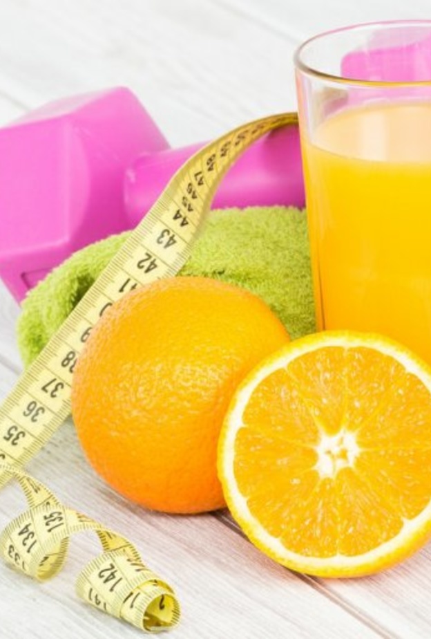 ينصح بتناول الطماطم و الجزر و الكرفس خلال الرجيم