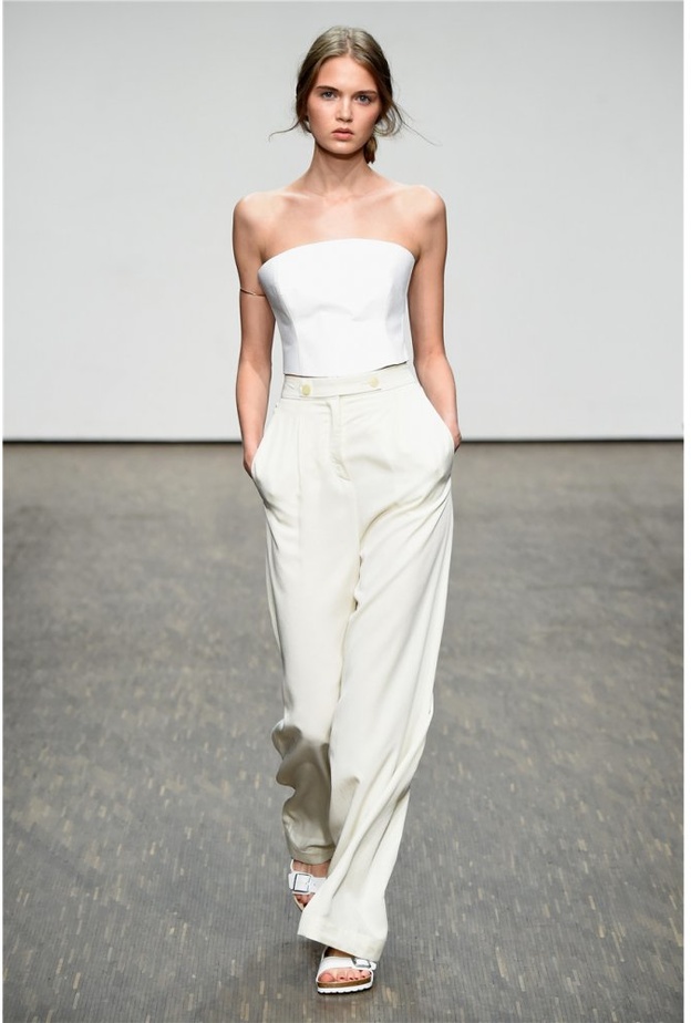 شورتات ضيقة بأقمشة الساتان من دار ‏Sportmax