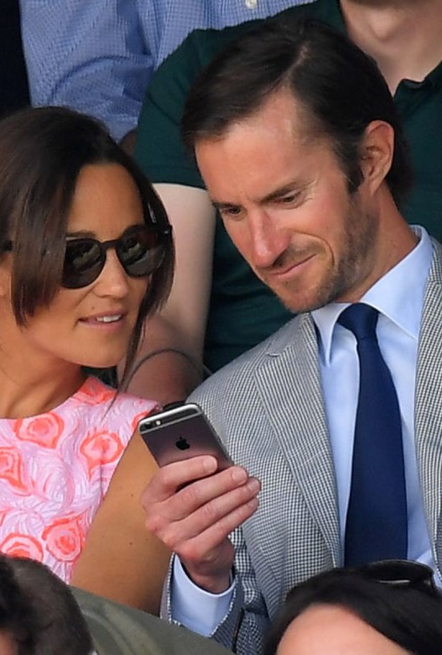 بيبا وخطيبها جايمس ماثيو