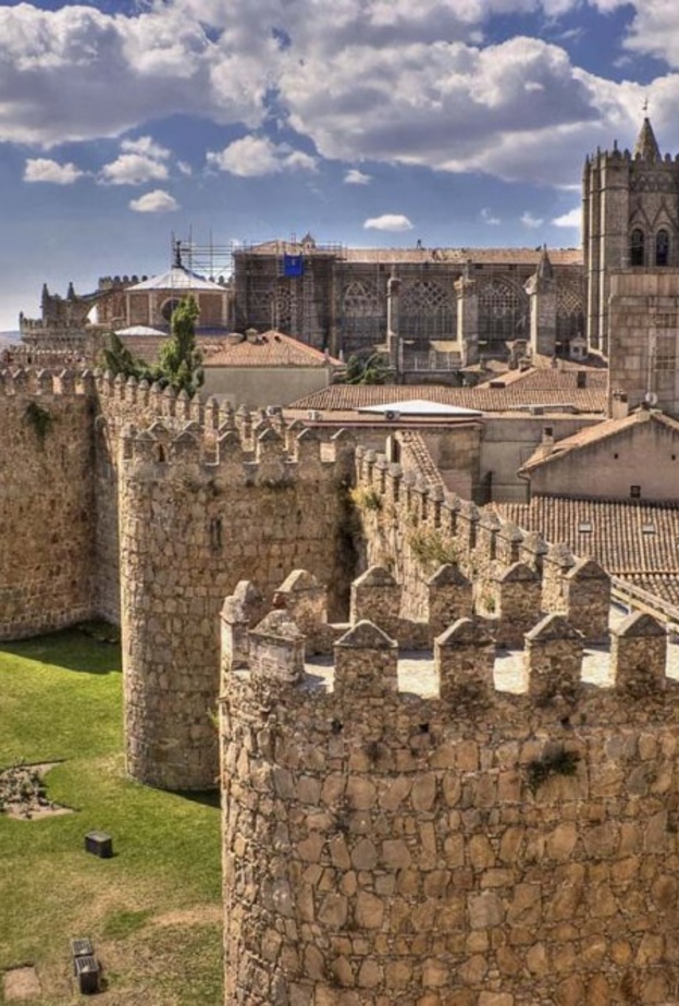 شقوبية وسلامنكا – قشتالة وليون