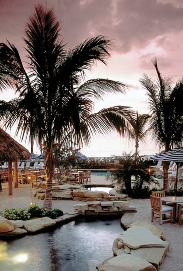 منتجع وغولف La Playa Beach - حوض السباحة