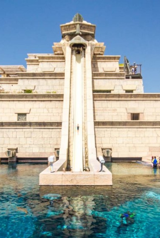 من ووتر بارك كيوب في الصين